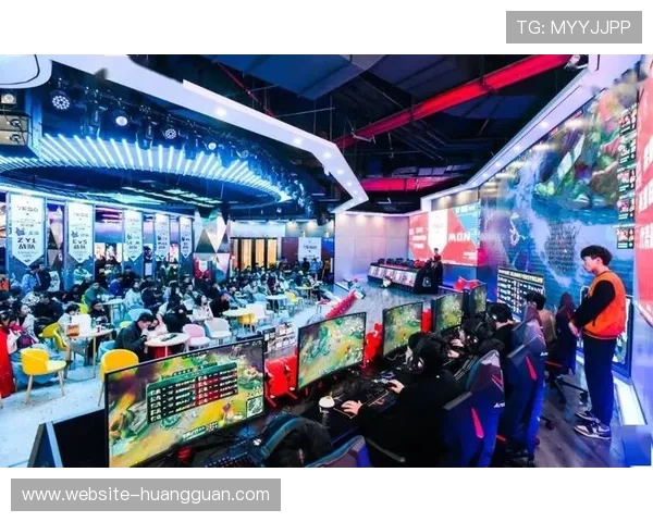 皇冠电竞汇聚顶尖电竞团队,打造最具竞争力的电竞战队联盟 皇冠电竞汇聚顶尖电竞团队,打造最具竞争力的电竞战队联盟